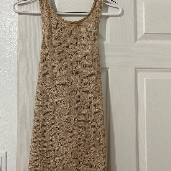 Teen dresses. Sizes medium. Perfect conditions. - Picture 6 of 6